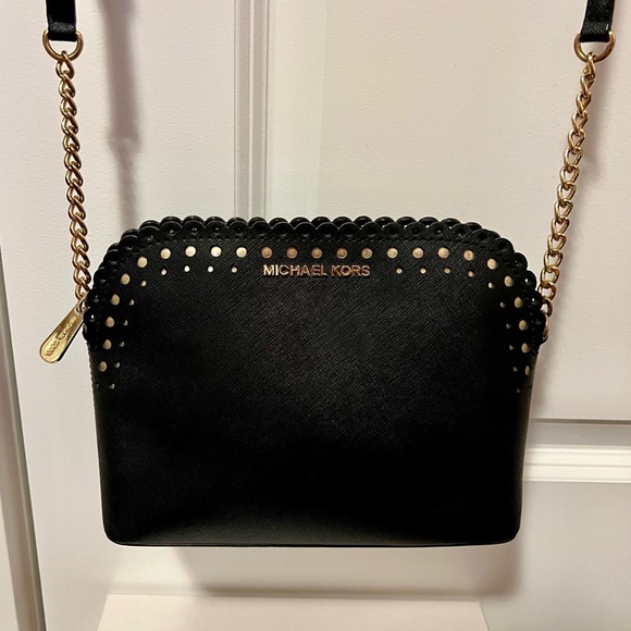 Michael Kors Crossbody Cindy Dome Scallop Purse Black and Gold - Picture 1 of 3